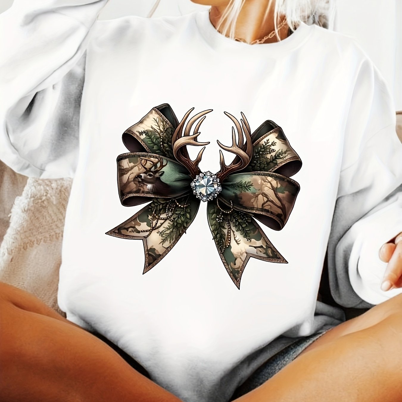 Women's Camouflage Flirty Bow Print Sweatshirt - Cozy Round Neck Casual Pullover with Sparkling Gemstone Accent, Medium Stretch Machine-Washable Winter & Autumn Top, Cute Sweatshirts, Autumn Apparel, Comfortable Fit