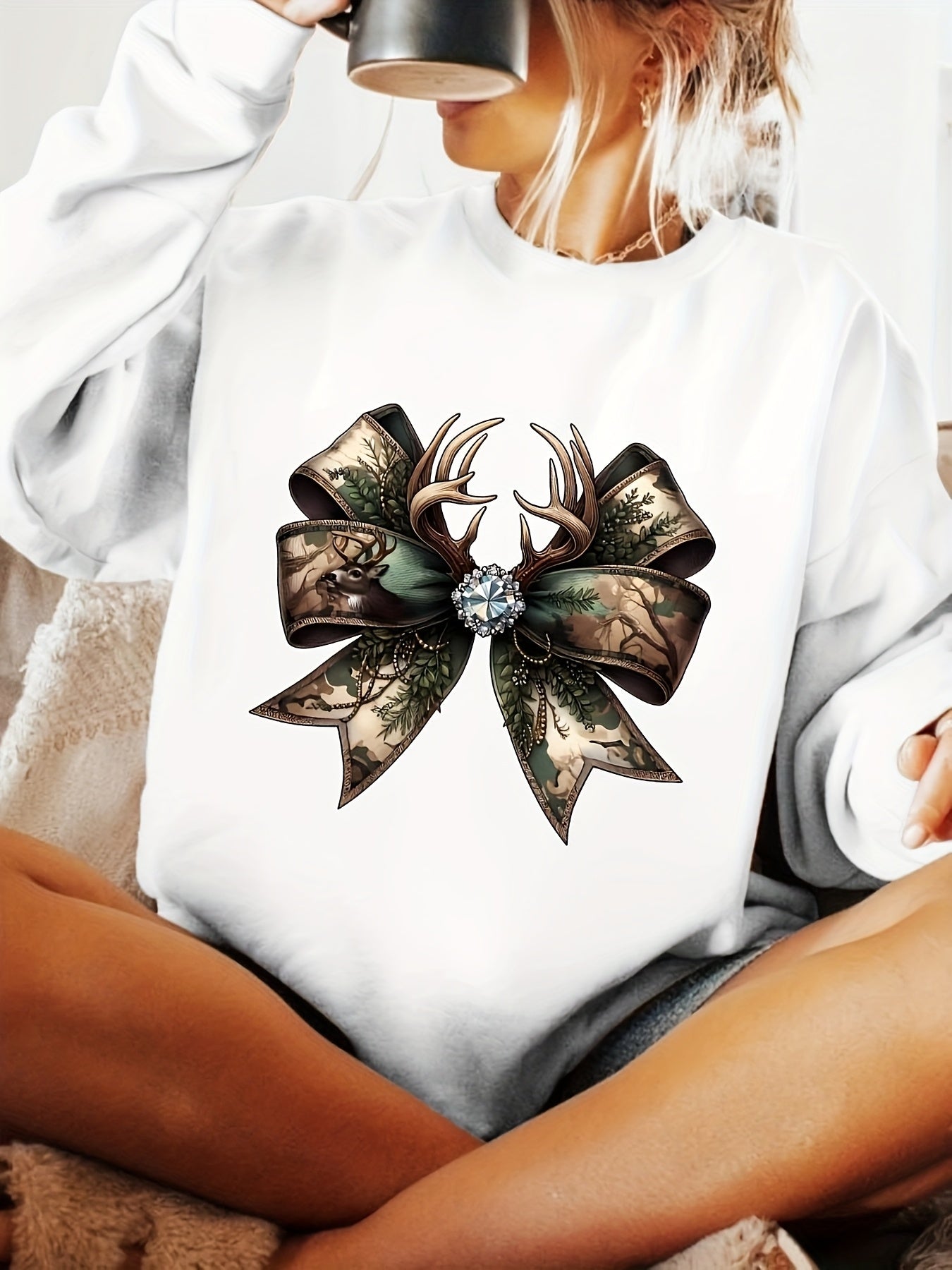 Women's Camouflage Flirty Bow Print Sweatshirt - Cozy Round Neck Casual Pullover with Sparkling Gemstone Accent, Medium Stretch Machine-Washable Winter & Autumn Top, Cute Sweatshirts, Autumn Apparel, Comfortable Fit