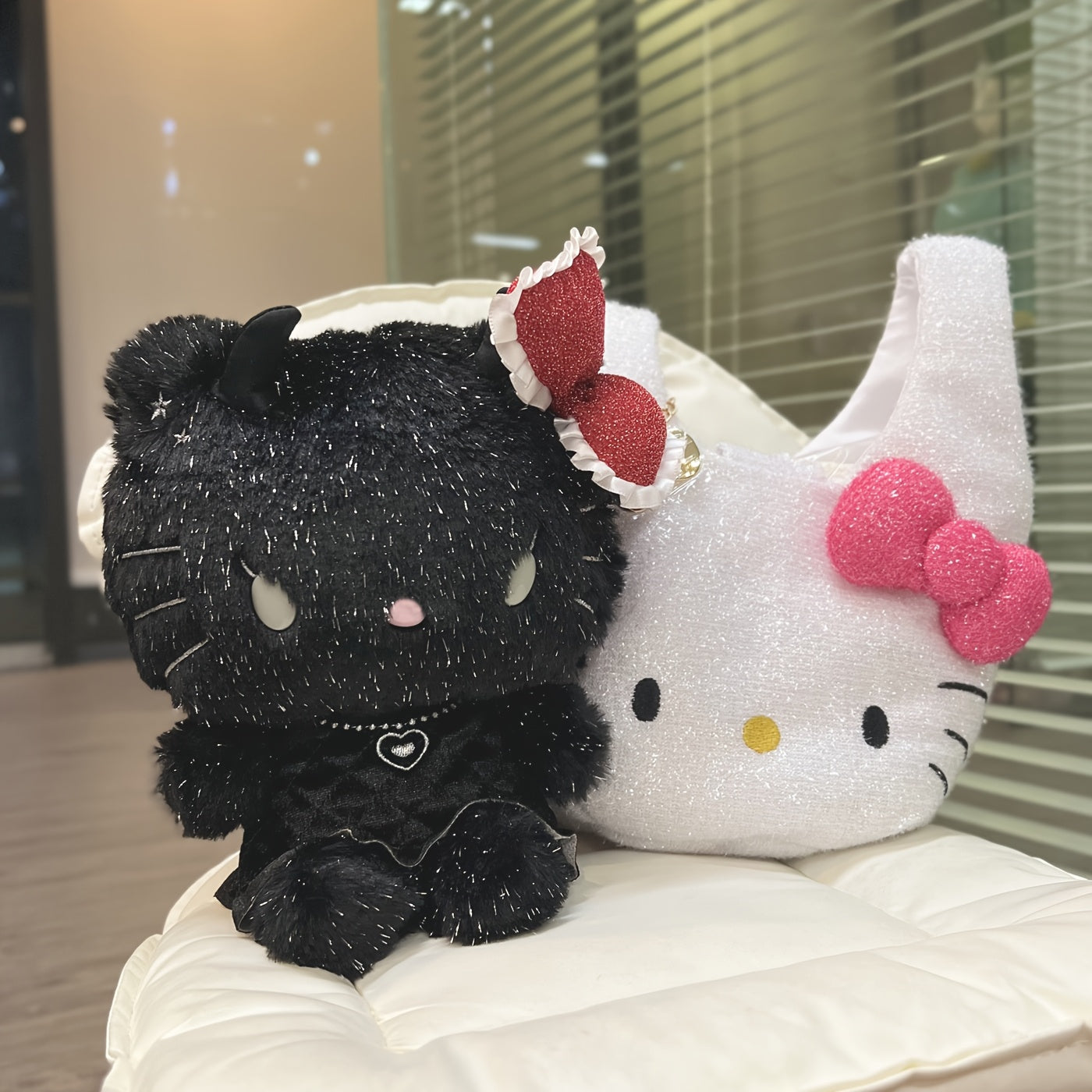 1 PS Sanrio Black Angel HelloKitty Novelty Doll Plush Toy, 9 Inch Cute HelloKitty Plush Doll Doll, Gift for Girls, Birthday Gift, Christmas Gift, New Year Gift