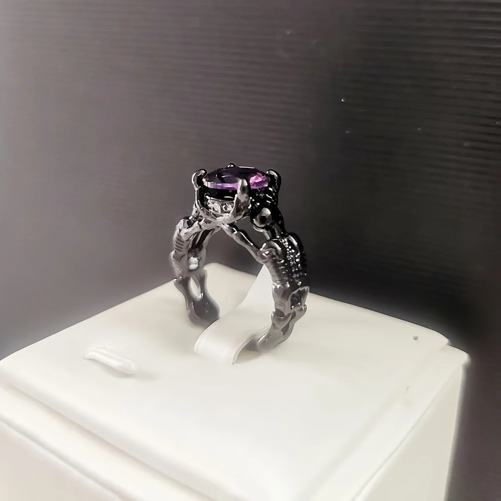 Gothic Style Promise Ring Inlaid Waterish Zirconia Horror Skeleton Design on The Band Wedding Ring Suitable for Men and Women
