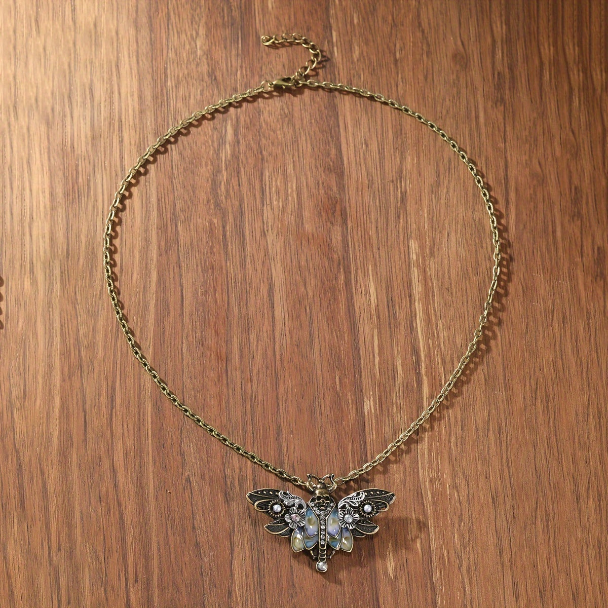 Bohemian Gothic Skull Butterfly Pendant Necklace, Alloy Mixed Color, No Plating, Unique Design Fashion Jewelry for Daily and Festival Gifts