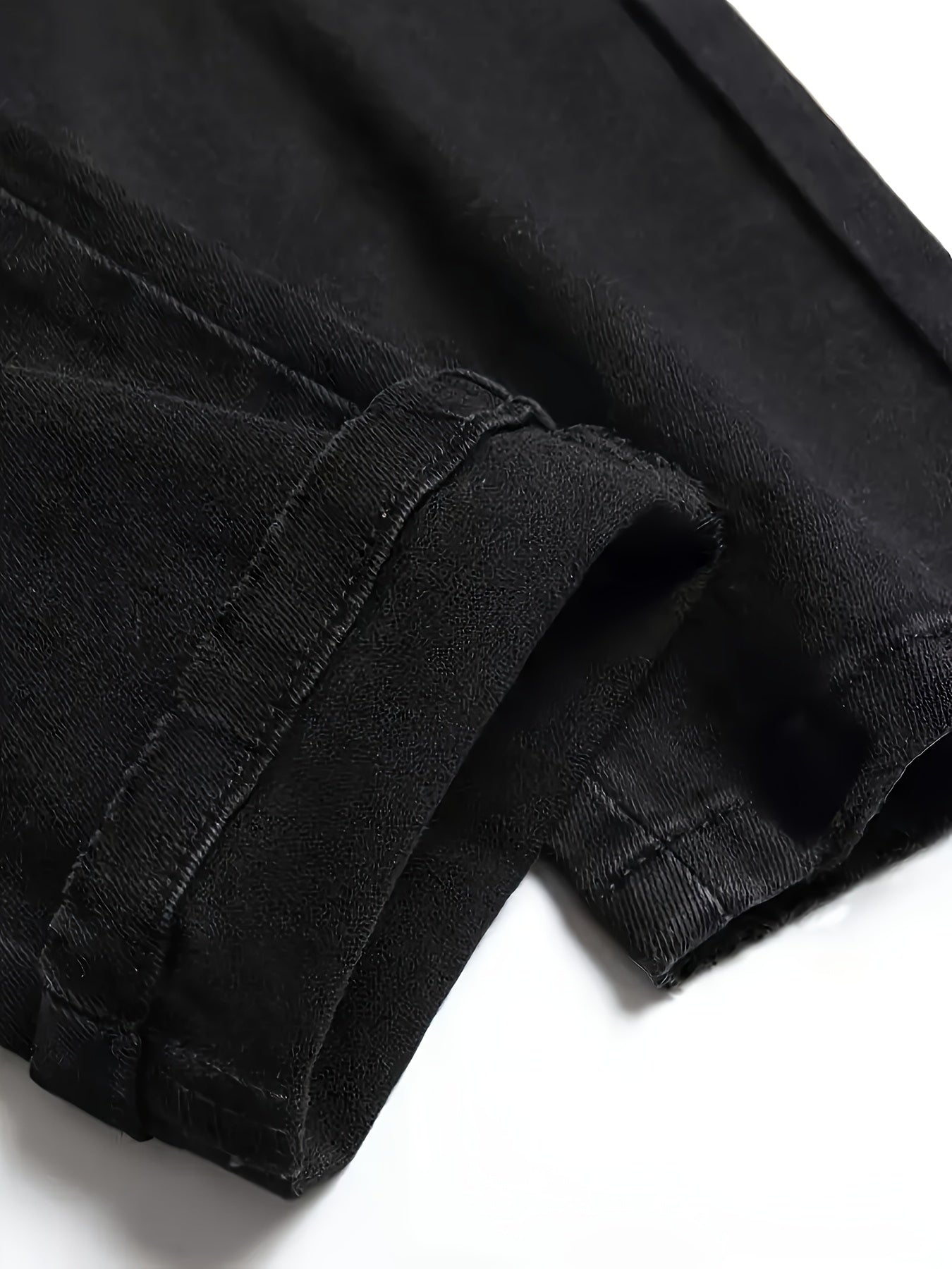 Men'S Streetwear Embroidered Distressed Straight-Leg Jeans - Slim Fit, Washed Denim with Skull & Crossbones Design, Zipper Fly, All-Season Casual Wear, Streetwear Jeans | Edgy Streetwear | Detailed Embroidery