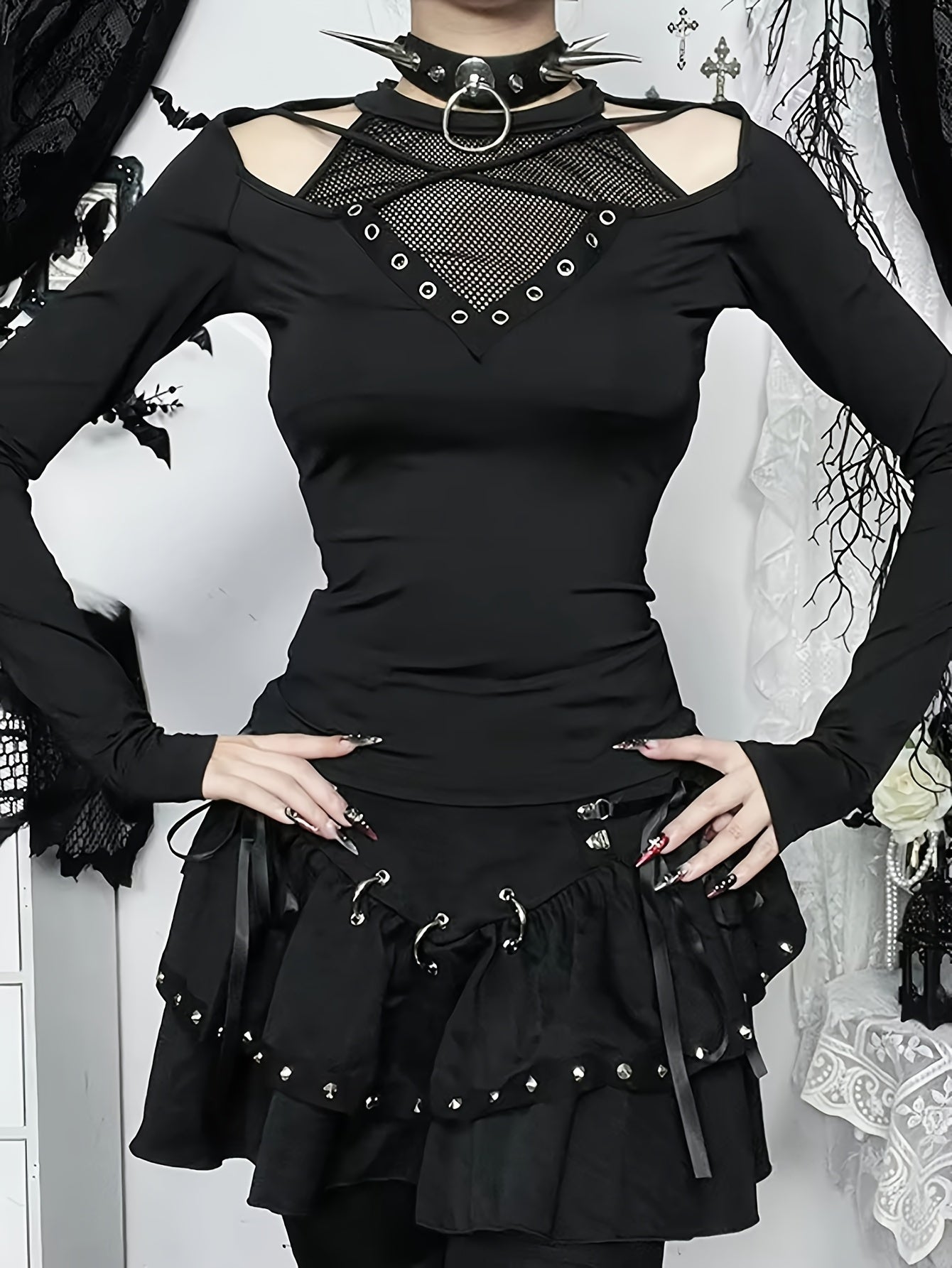 Plus Size, Plus Size Women's Gothic Mesh Panel Off-Shoulder Long Sleeve T-Shirt - Punk Rock Bodycon Top with Metal Ring & Chain-like Details, Stretchy Round Neck Shirt for Concerts, Halloween & Casual Attire (Hand Washable, A