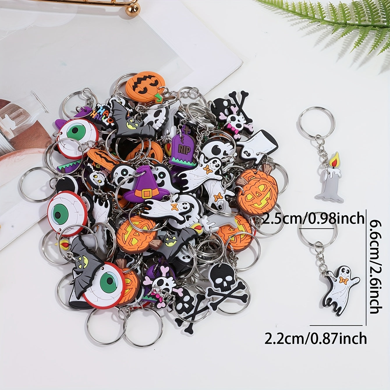 [Halloween Keychains] 25 Halloween Keychains | Cross-Border Anime Mixed Keychains | Women's Bag Accessories | Irregular Decorations