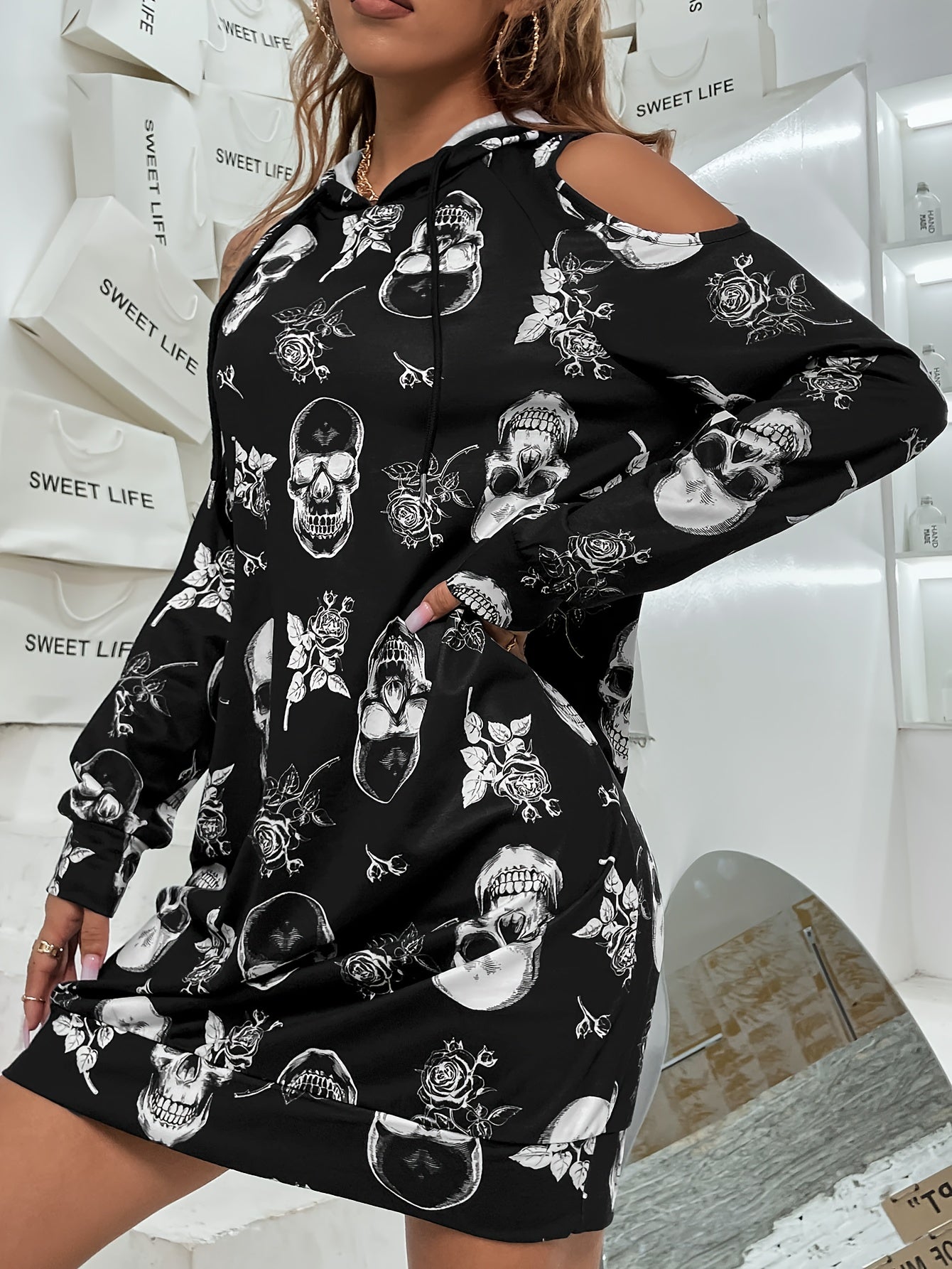 Women's Gothic Skull Print Hooded Dress with Long Sleeve - Black & White Gothic Pattern A-Line Silhouette, Machine Washable Winter Warmth, Round Neck to Hooded Collar, Themed Party Outfit for Halloween, Everyday & Formal Even