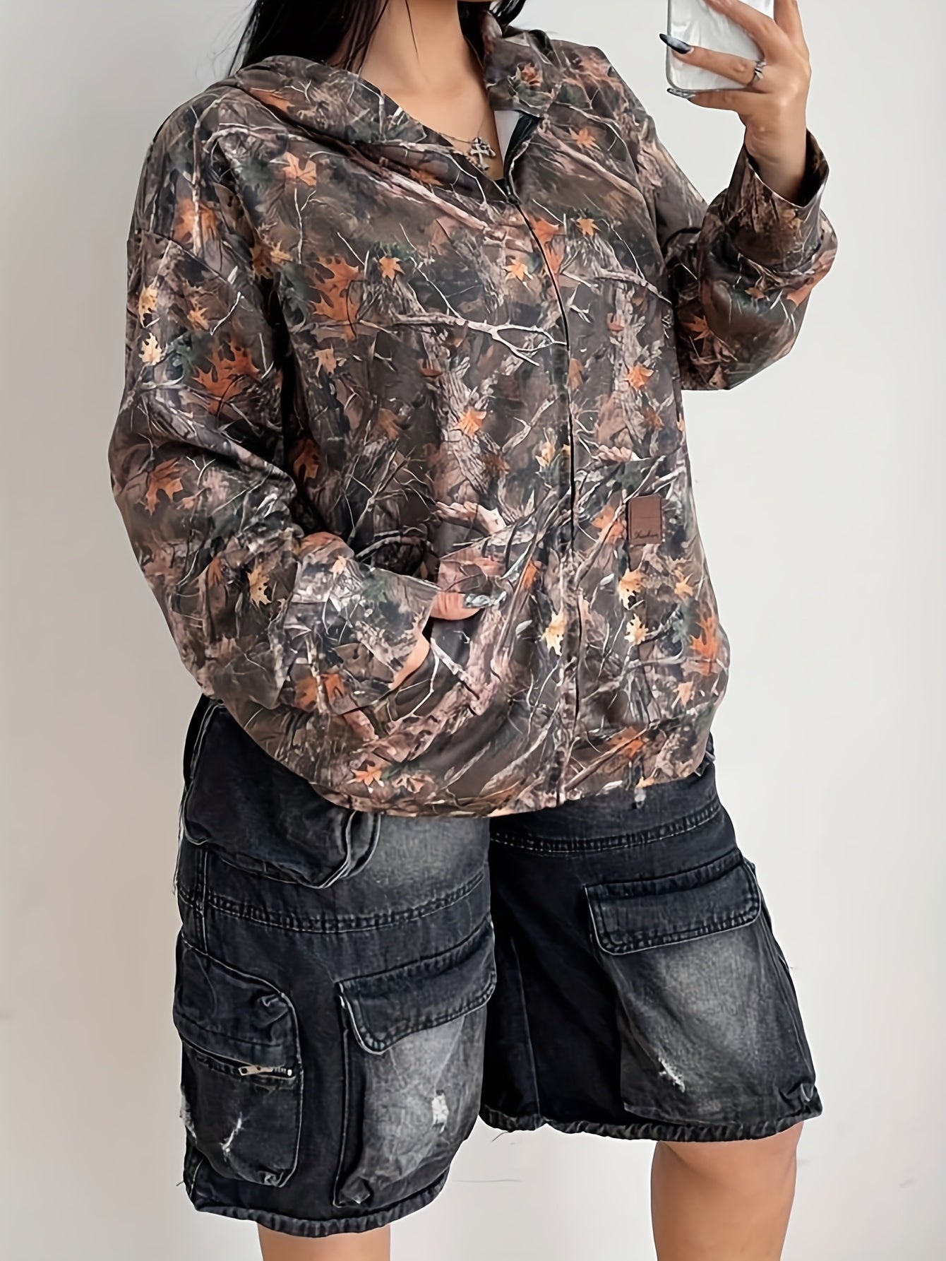 [Trendy Plus Size Hooded Jacket] Plus Size Women's Oversized Zip-Up Hooded Jacket | Brown/Black/Gray Camouflage Print, Front Zipper Closure, All-Season Outdoor & Streetwear Coat - Machine Washable, Versatile Layering, Comfort