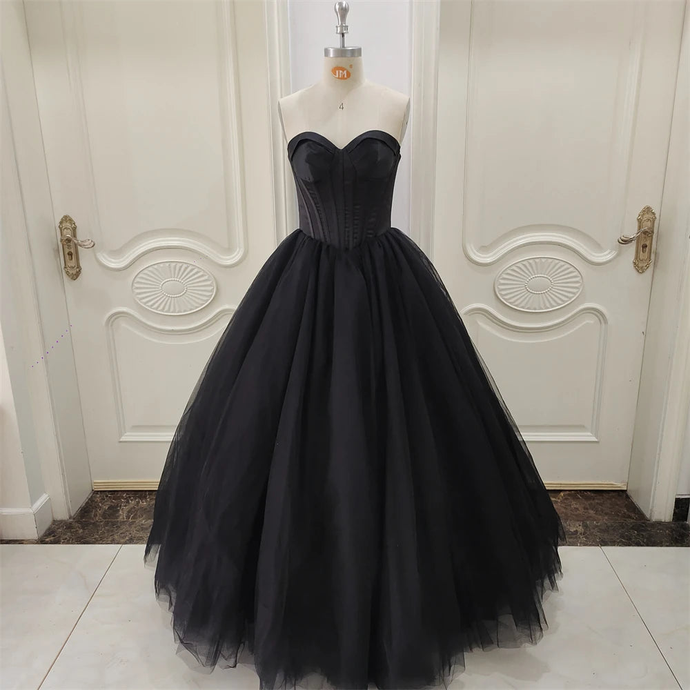 ZJ9323 Customized 2024 Gothic Black Wedding Dresses Vintage Ball Gown V-neck Strapless Simple Vestido De Noiva Bridal Dress