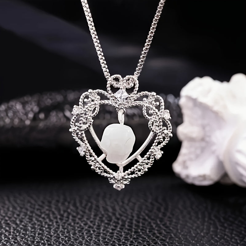 Gothic Skull Carved Imitation Pearl Necklace with Heart and Soul Pendant, 925 Silver-Plated Synthetic Necklace - Valentine's Day Gift for Her or Him