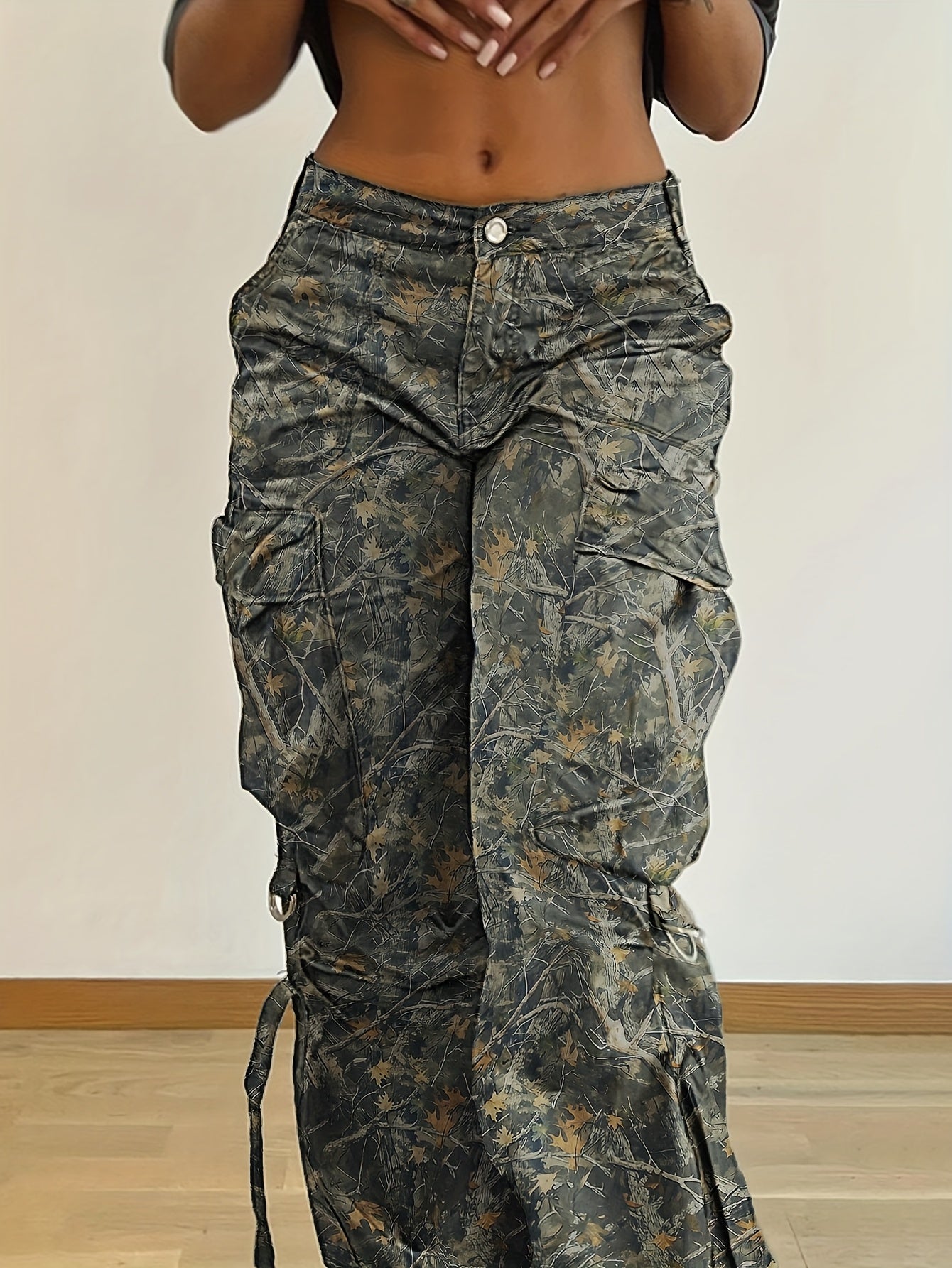 Women's Y2K Camouflage Cargo Pants - Wide-Leg Loose-Fit -Style Trousers with Multi-Pocket Design, Beltless Waist & Full-Body Camo Print (Green/Brown/Black/Beige) for,W Casual Wear - All-Season Trousers, Pants For Women, Women
