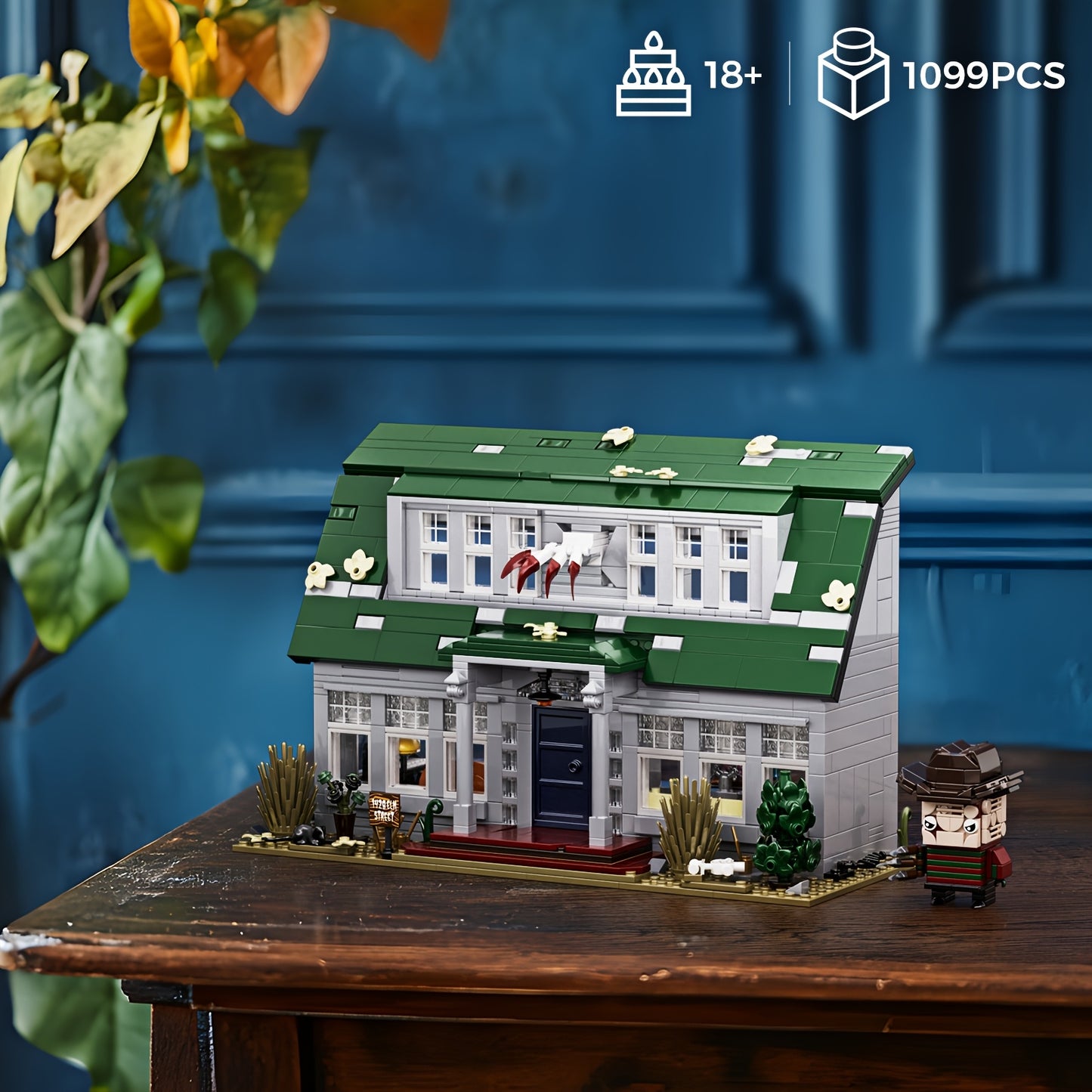 1099pcs Popular Horror Movie Elm Street House Model and Character Freddy Building Block Set, Halloween Gift Castle Series DIY Kit Toy Home Decor for Christmas & Holidays, Birthday Present, Holiday Gift Set, Detailed Replica,