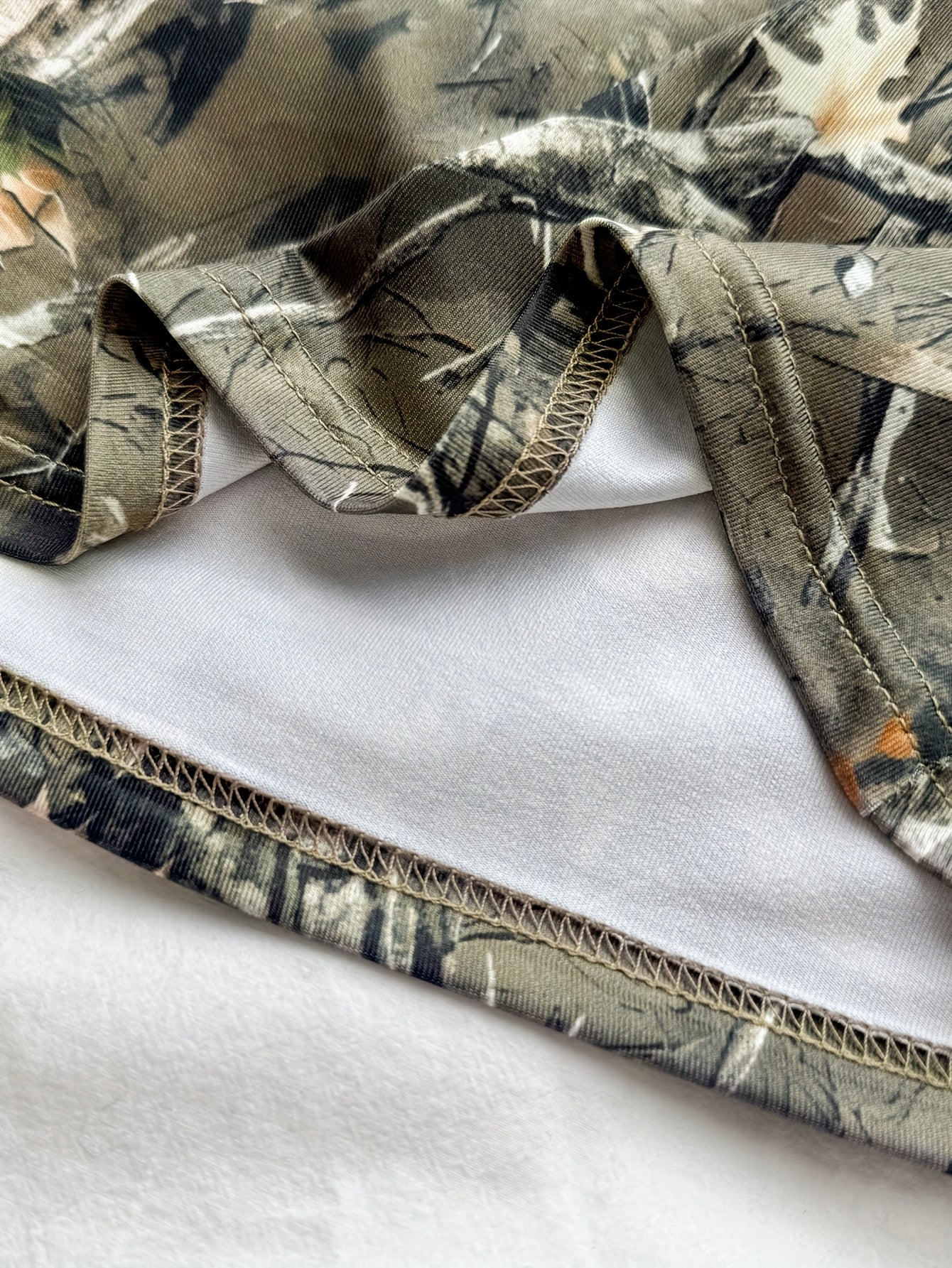 WYWH Women's Y2K Summer Off-Shoulder Camo Tank Top with Adjustable Bow Straps & Ruched Detailing - Breathable Plant Print Vacation Top for Beach, Casual Outings, Summer Tank Tops, Beachwear Essential, Nontransparent Fabric
