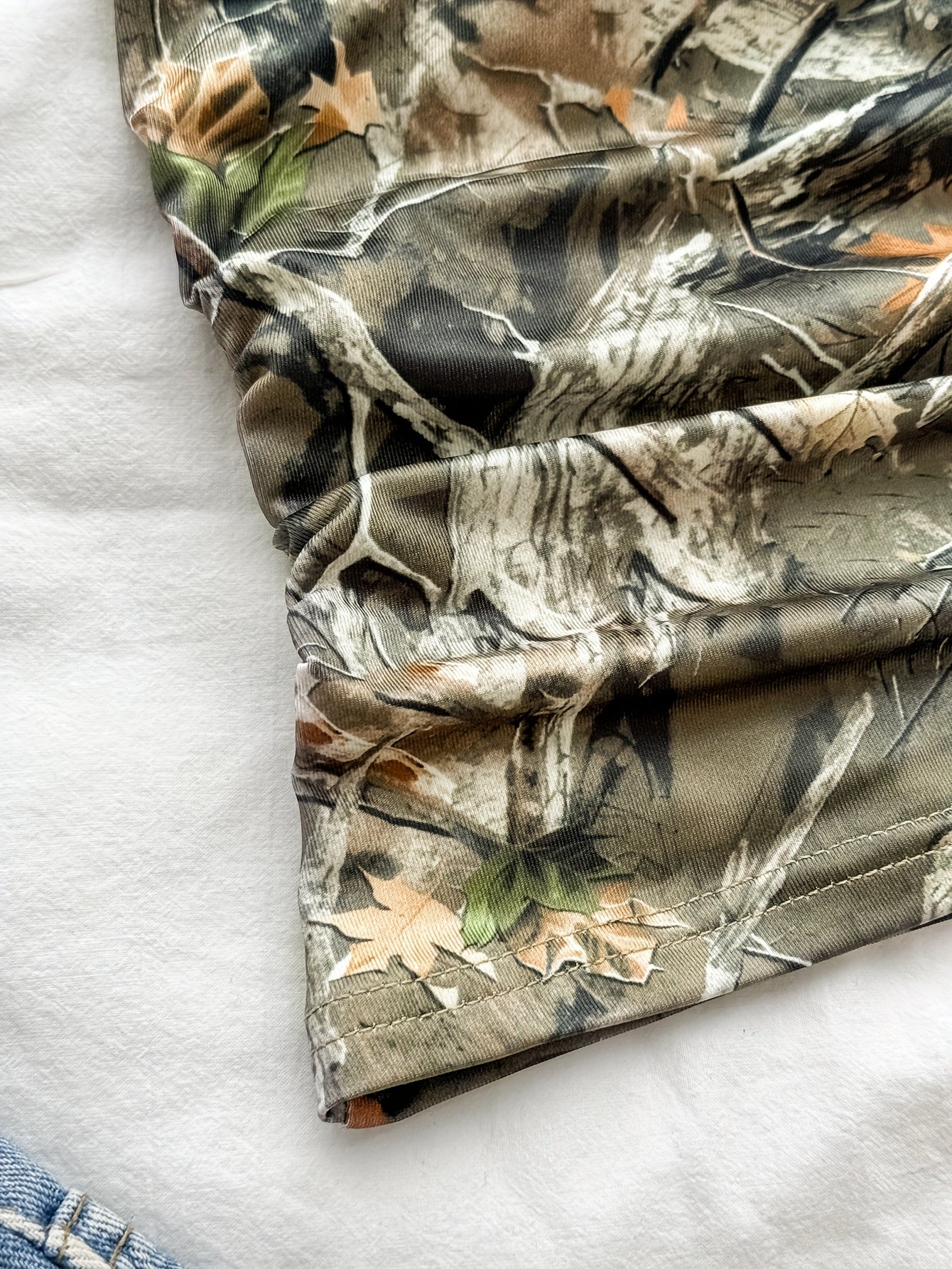 WYWH Women's Y2K Summer Off-Shoulder Camo Tank Top with Adjustable Bow Straps & Ruched Detailing - Breathable Plant Print Vacation Top for Beach, Casual Outings, Summer Tank Tops, Beachwear Essential, Nontransparent Fabric